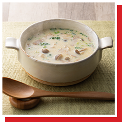 野菜ときのこの豆乳スープ