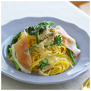 春野菜の豆乳カルボナーラ