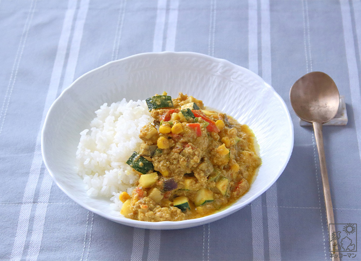 キーマカレー豆乳仕立て